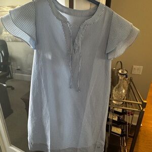 Vineyard Vines Men's Blue and White Striped Dress